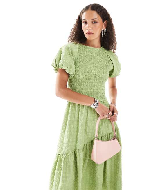 Ghospell - Lia - Asymmetrische midi jurk met textuur in appelgroen, 3 van 4