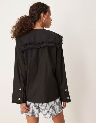 ghospell oversized collar shirt in coal black
