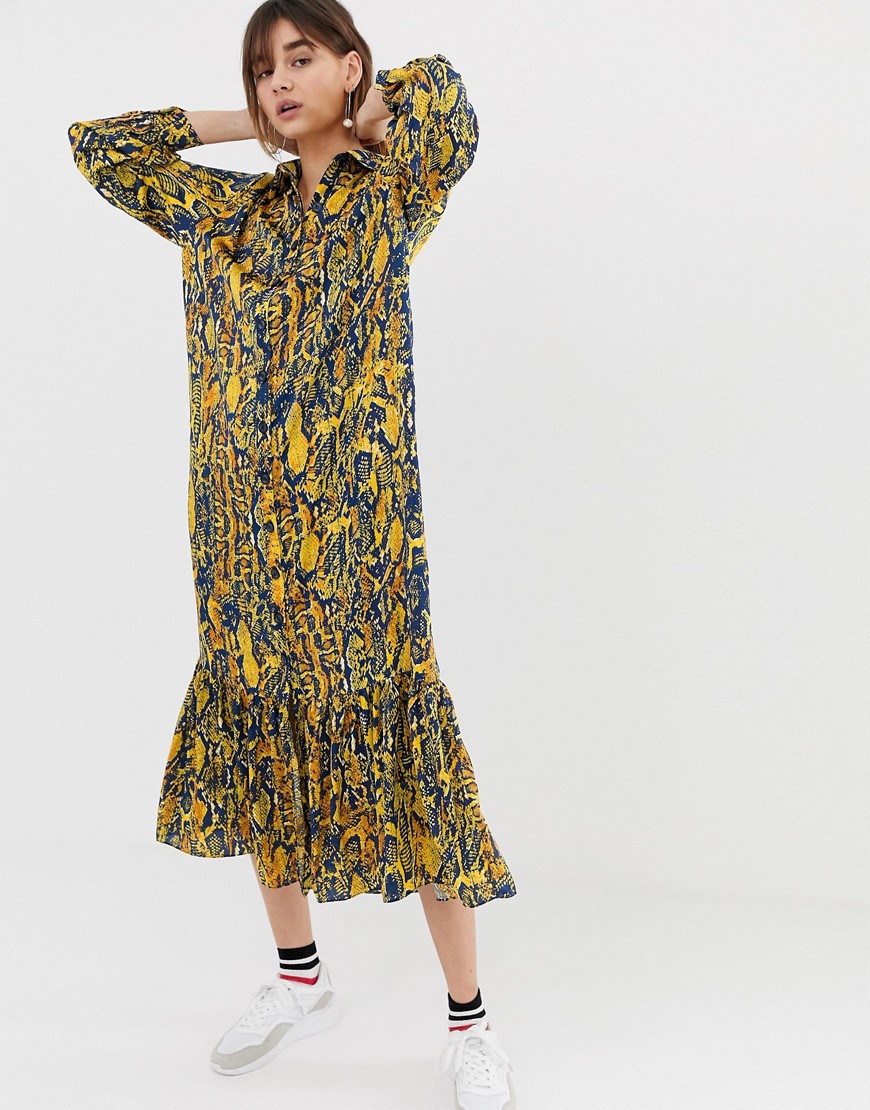 Ghospell oversized maxi shirt dress in snake print satin-Multi