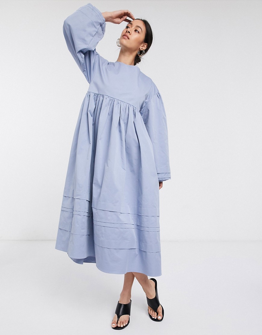 Ghospell — Oversized overallkjole med åben ryg og bindebånd-Blå