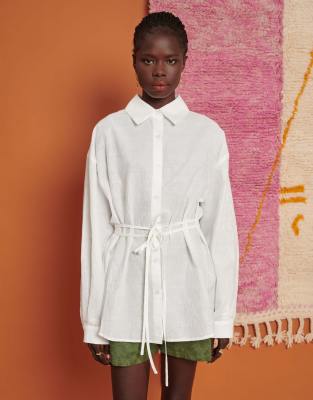 Ghospell Oversized Tie Shirt In Ivory-white