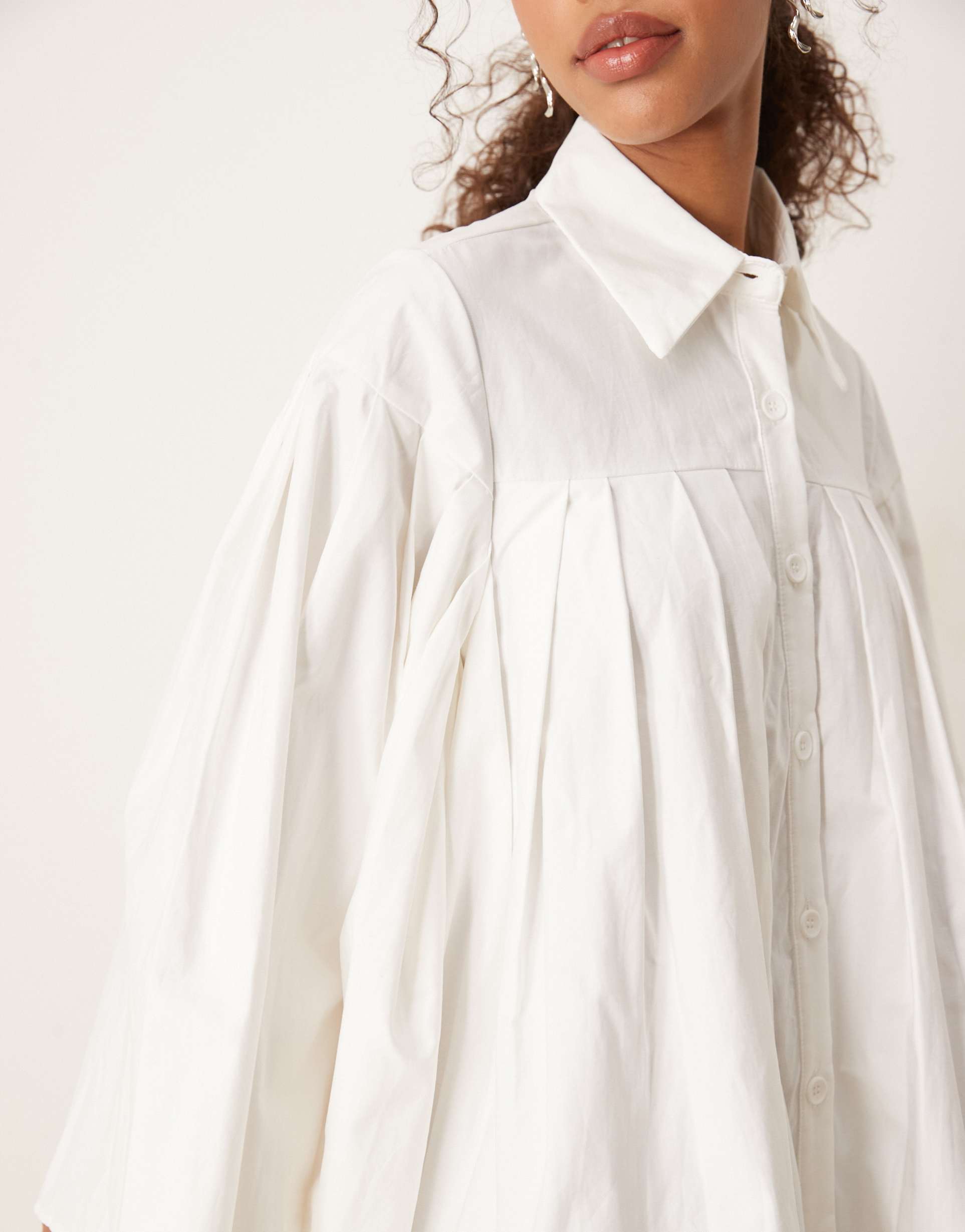 ghospell pleated mini dress in pearl white