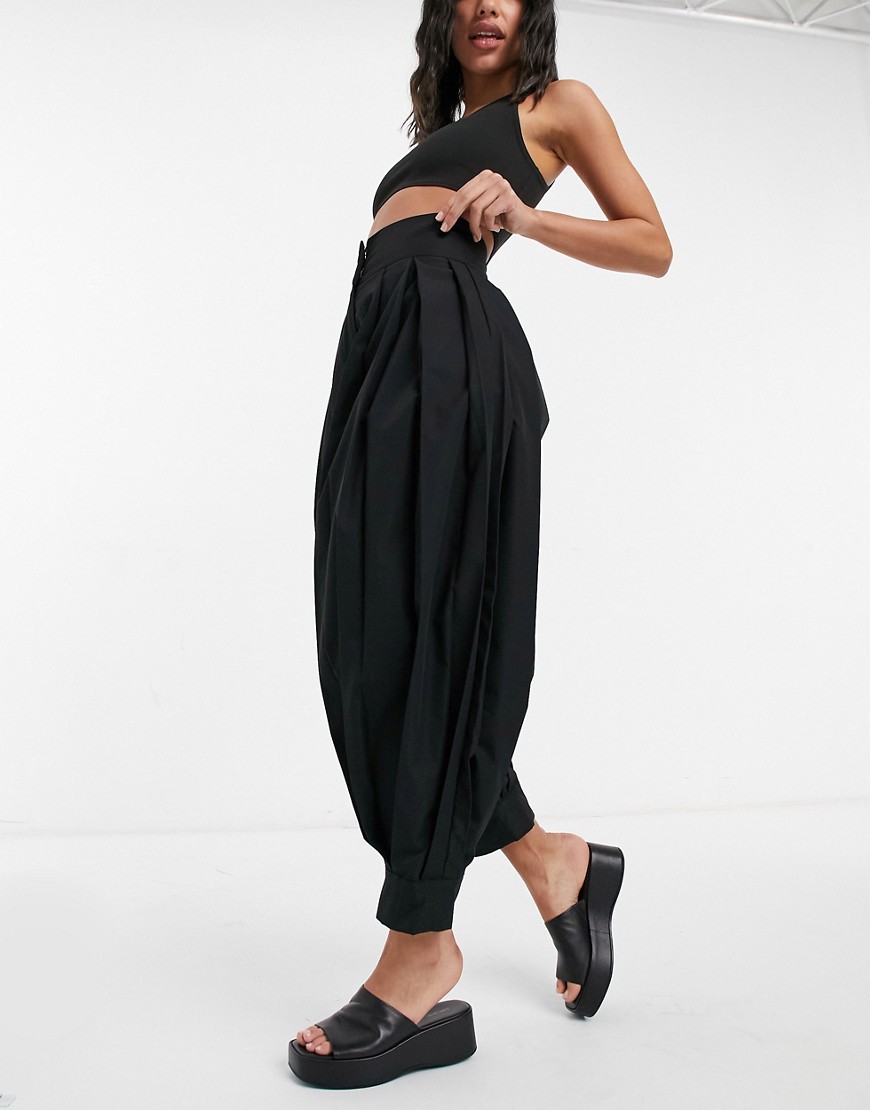 Ghospell pleated pants with cuffs in black