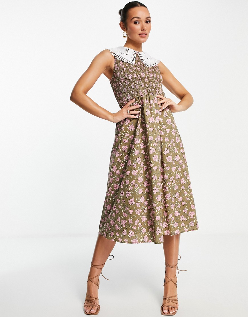 Ghospell shirred midi dress in tonal floral with lace collar-Brown