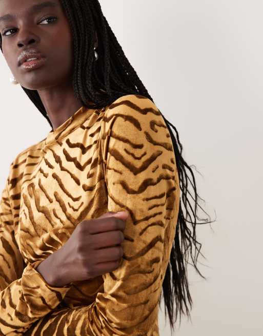 Ghospell velvet flocked maxi dress in tiger print, 2 of 4