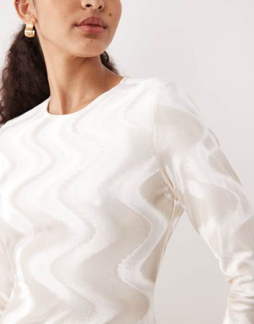 Ghospell velvet midaxi dress in cream, 4 of 4