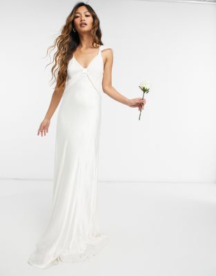 Minimalist Wedding Dress Ideas