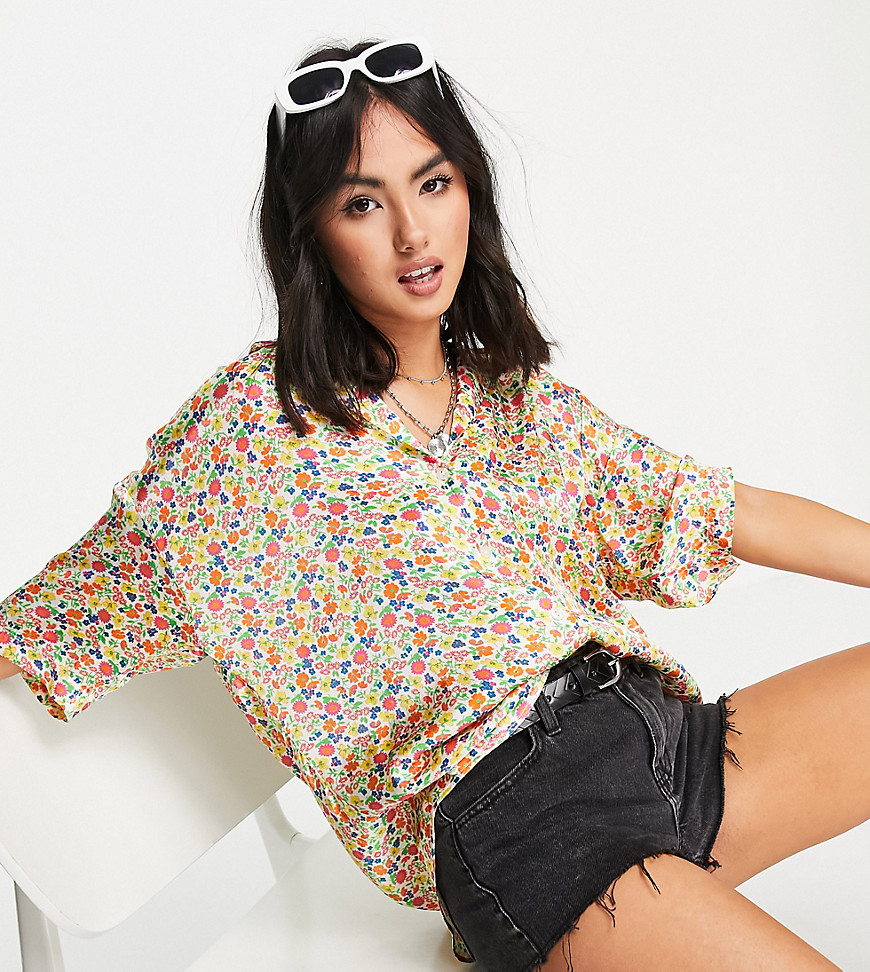 Ghost Lucy short sleeved satin shirt in ditsy floral print-Multi