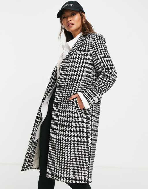 Cappotto bianco e nero sale