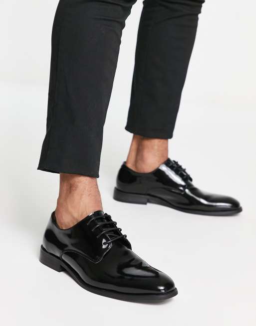 Gianni Feraud – Czarne sznurowane lakierowane buty