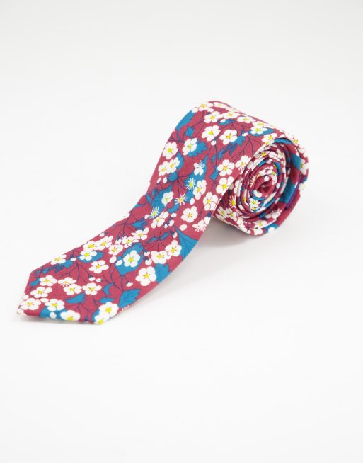 Gianni Feraud liberty print ditsy floral tie in burgundy, 2 of 4