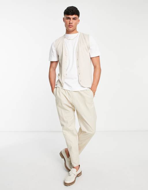 Gianni Feraud short knitted vest in stone, 3 of 4