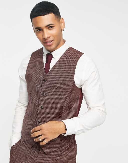 Men Maroon Check V Neck Sleeveless Sweater