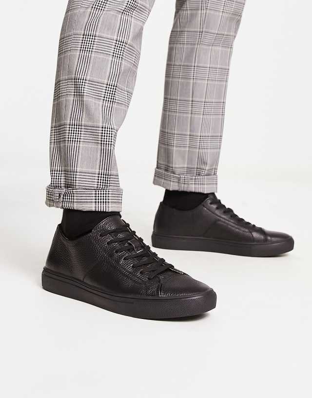 Gianni Feraud sneakers in black