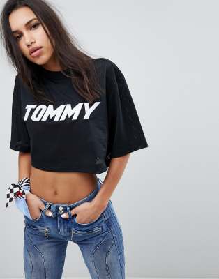 tommy hilfiger crop t shirt