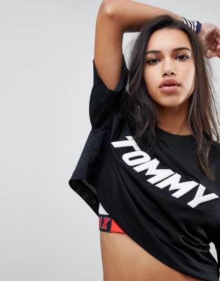 gigi hadid tommy hilfiger t shirt