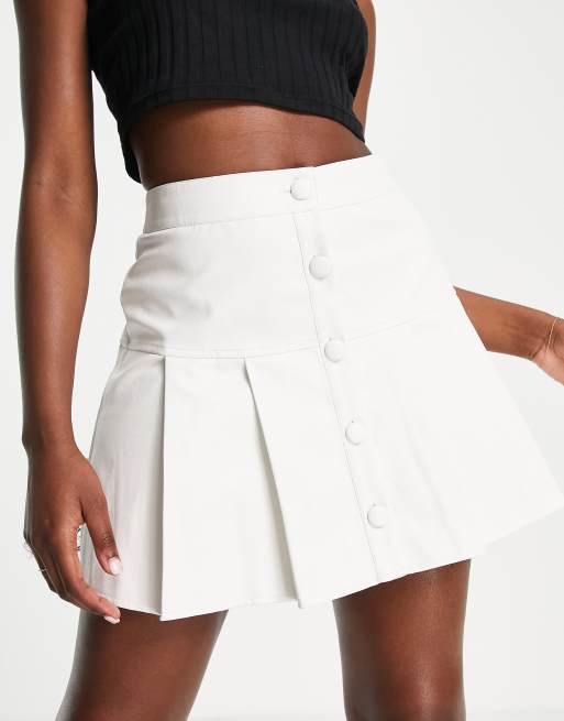 Gilli button front pleated mini skirt in ivory