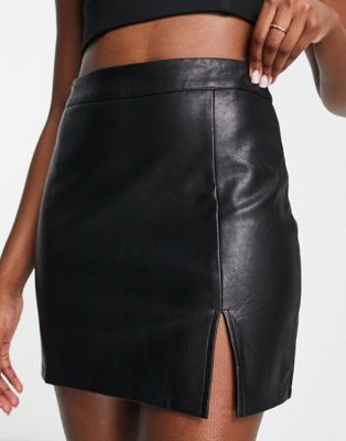 Gilli faux leather mini skirt with split in black
