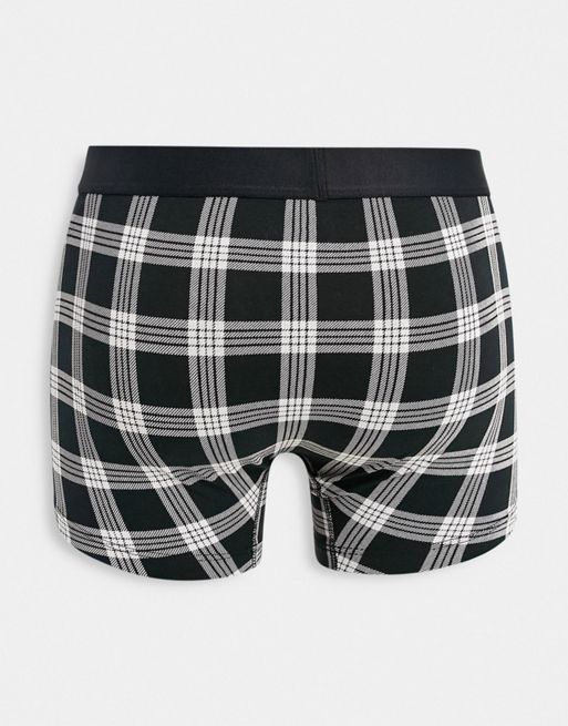 New Look 3 pack of boxers in black, white & gray
