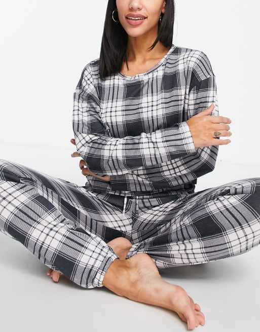 Gilly Hicks co-ord check pyjama bottoms in check ASOS