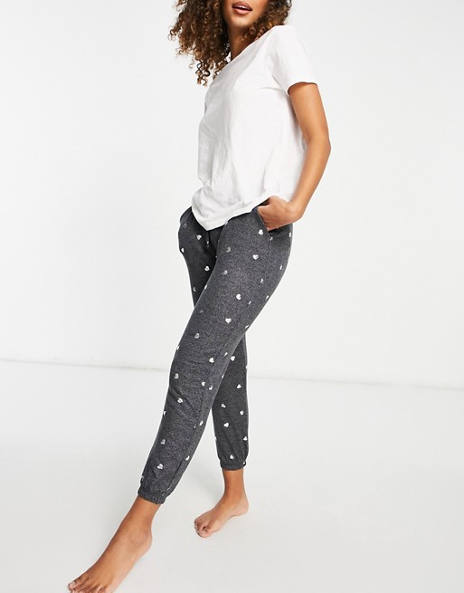 Gilly Hicks co-ord pyjama bottoms in heart print