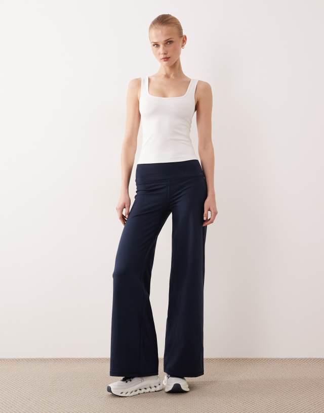 Gilly Hicks core flare leggings in blue | ASOS
