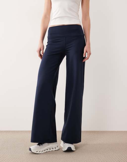 Gilly Hicks core flare leggings in blue | ASOS