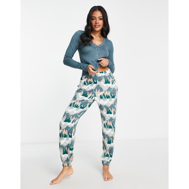 Gilly Hicks cosy long sleeve and jogger sleep mountain print set in blue