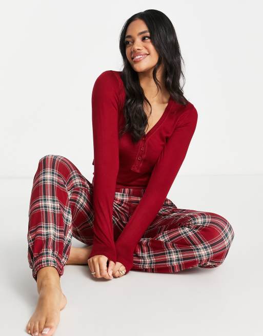 Gilly Hicks cosy long sleeve and trackies sleep set in red check