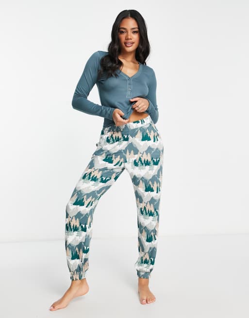 Gilly Hicks cosy long sleeve top and trackies sleep mountain print set in blue