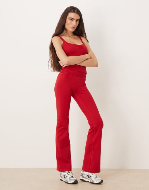 Gilly Hicks - Débardeur d'ensemble avec décolleté en cœur et soutien-gorge intégré - Rouge, 3 de 4