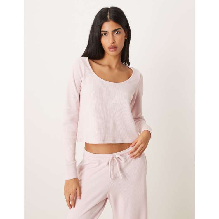210068909-1-pink?$n_750w$&wid=