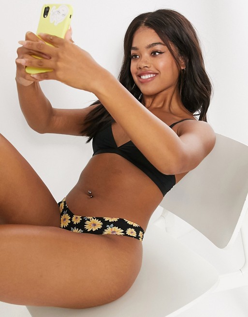 Gilly Hicks print no show thong in sunflower