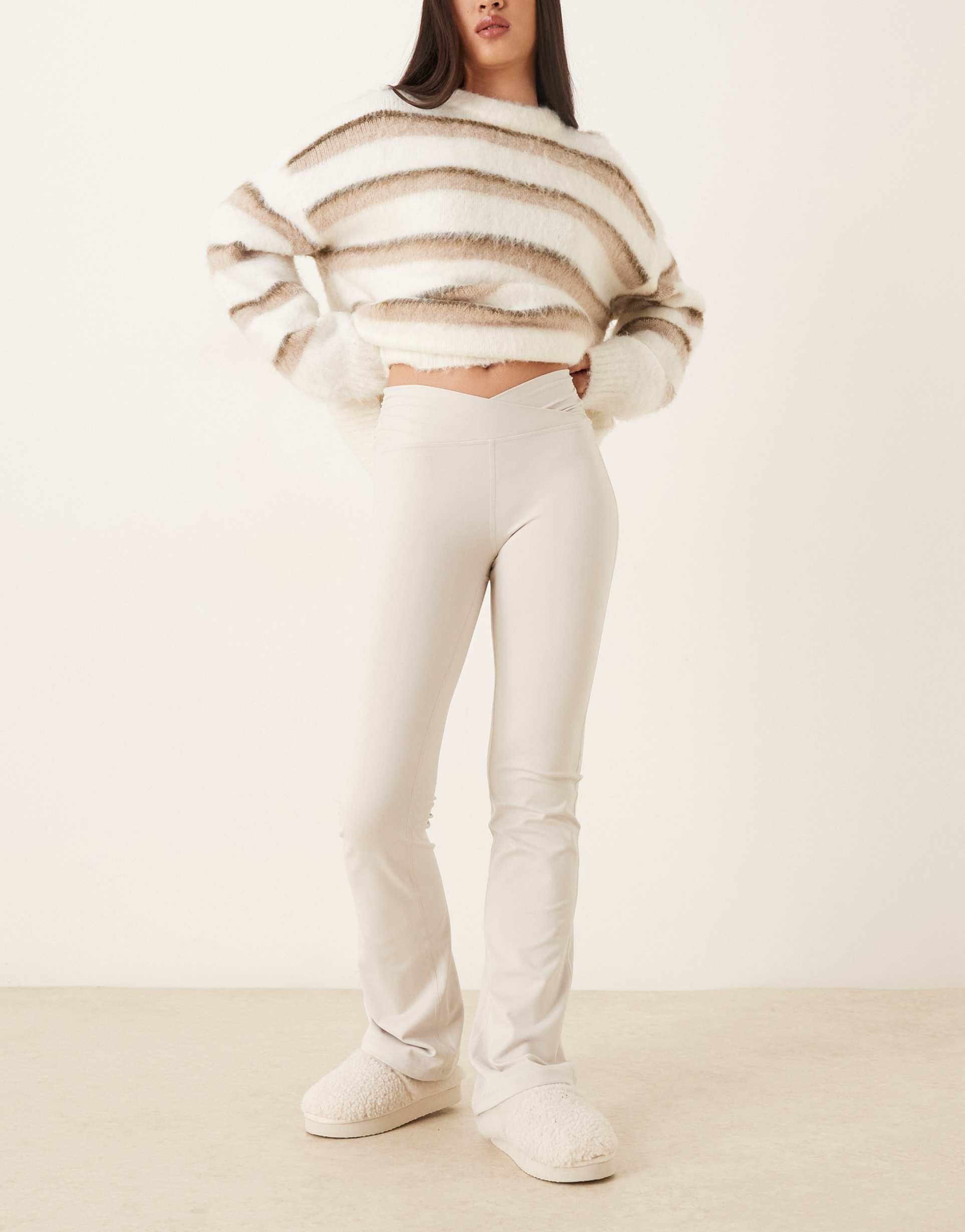 gilly hicks v waist flare pants in gray