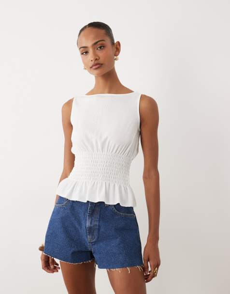 Gina Tricot – Ärmelloses, gesmoktes Oberteil in Wollweiß mit geraffter Taille - view 1