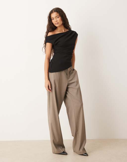 Gina Tricot – Asymmetrisches Oberteil in Schwarz, 4 von 4