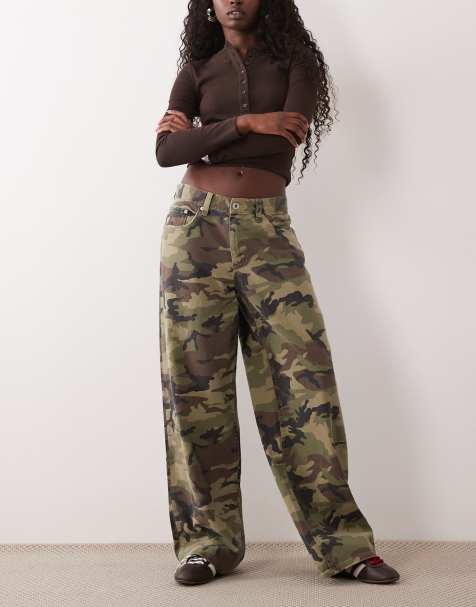 GINA TRICOT baggy jeans med mellemhøj talje i camouflageprint - view 1