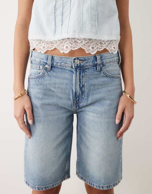 Gina Tricot barrel denim shorts in lightwash blue, 5 of 5
