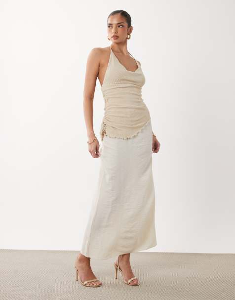 Gina Tricot – Beige, asymmetrisk maxiklänning med halterneck, textur och öppen rygg - view 1