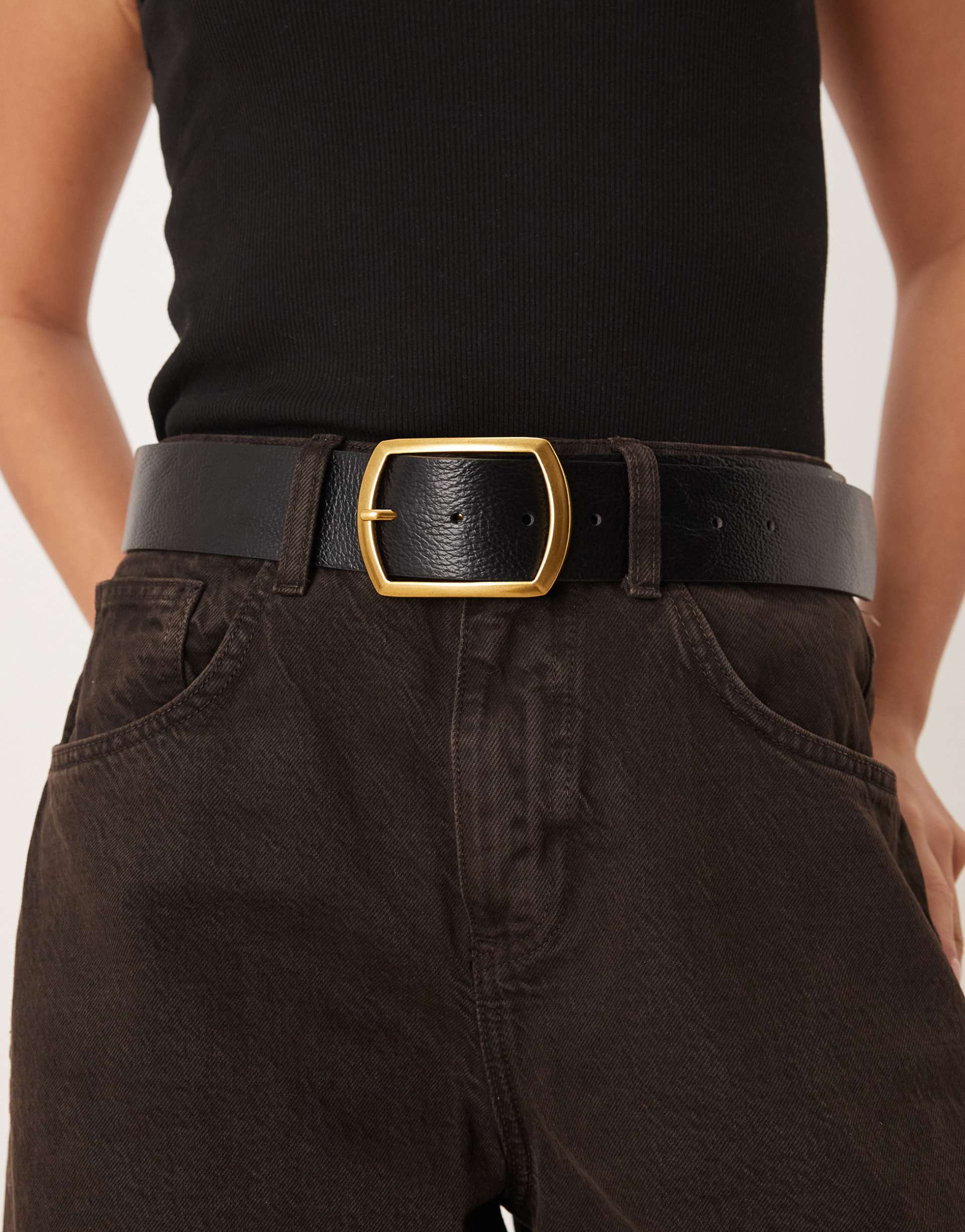 gina tricot belt with gold buckle in black