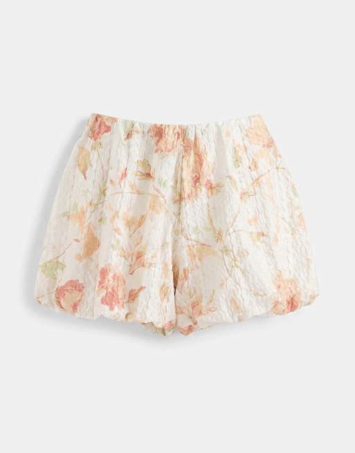 Gina Tricot bloomer shorts in peach flower print, 6 of 9