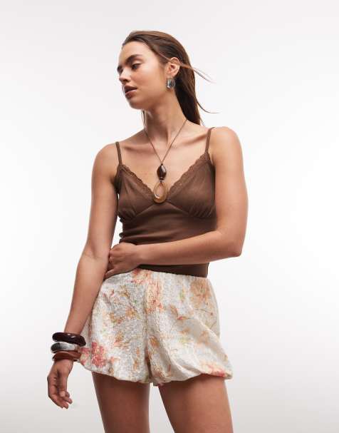 Gina Tricot – Bloomer – Szorty w brzoskwiniowe kwiaty - view 1