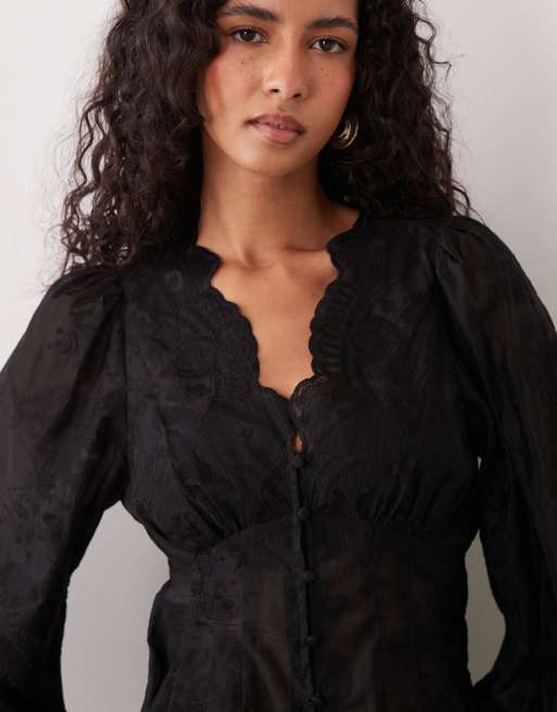 Gina Tricot blouse brodée à col V avec manches ballon en noir, 4 de 4