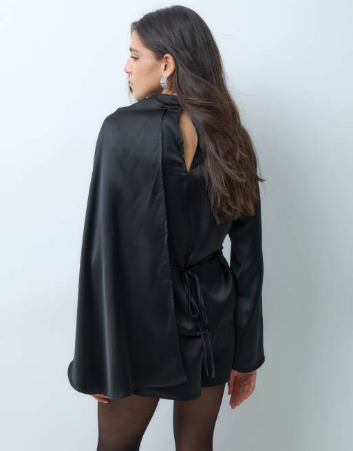 Gina Tricot blusa satinata con mantellina nera, 3 di 5