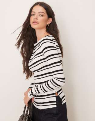 boatneck ruched top with side splits in black stripe-Multi