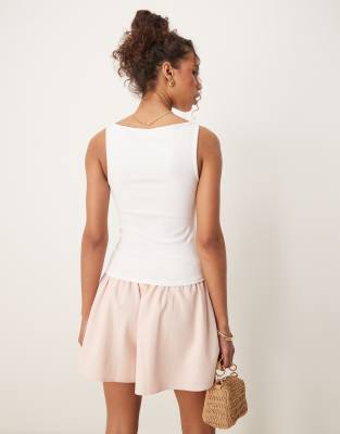 GINA TRICOT BOATNECK SLINKY TOP 