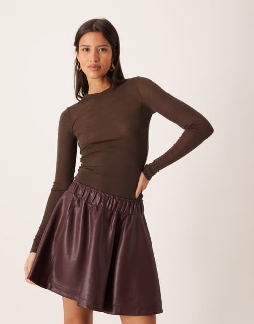 Gina Tricot - Bordeaux mininederdel i PU, 2 af 5