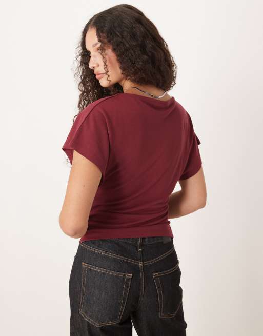 Gina Tricot – Bordowy asymetryczny top z drapowaniem, 4 z 4