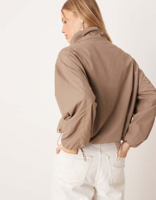 Gina Tricot – Brun, sportig vindjacka i kort design, 4 av 4