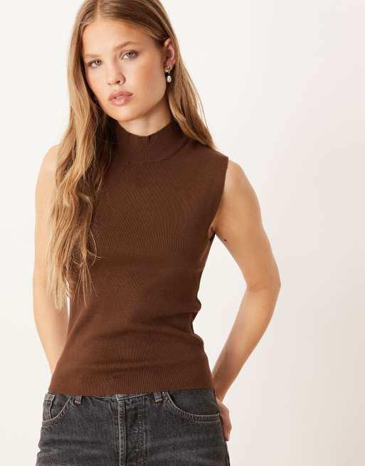 Gina Tricot – Brun, stickad, ärmlös topp med halvpolokrage